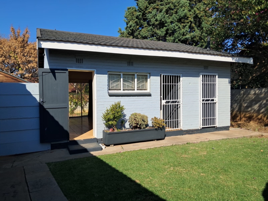 3 Bedroom Property for Sale in Naudeville Free State